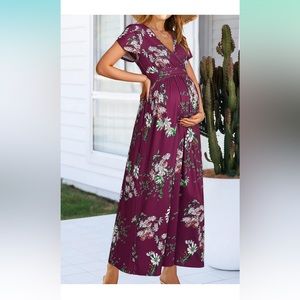 Like new women’s maternity maxi dress maroon floral wrap vneck short sleeve